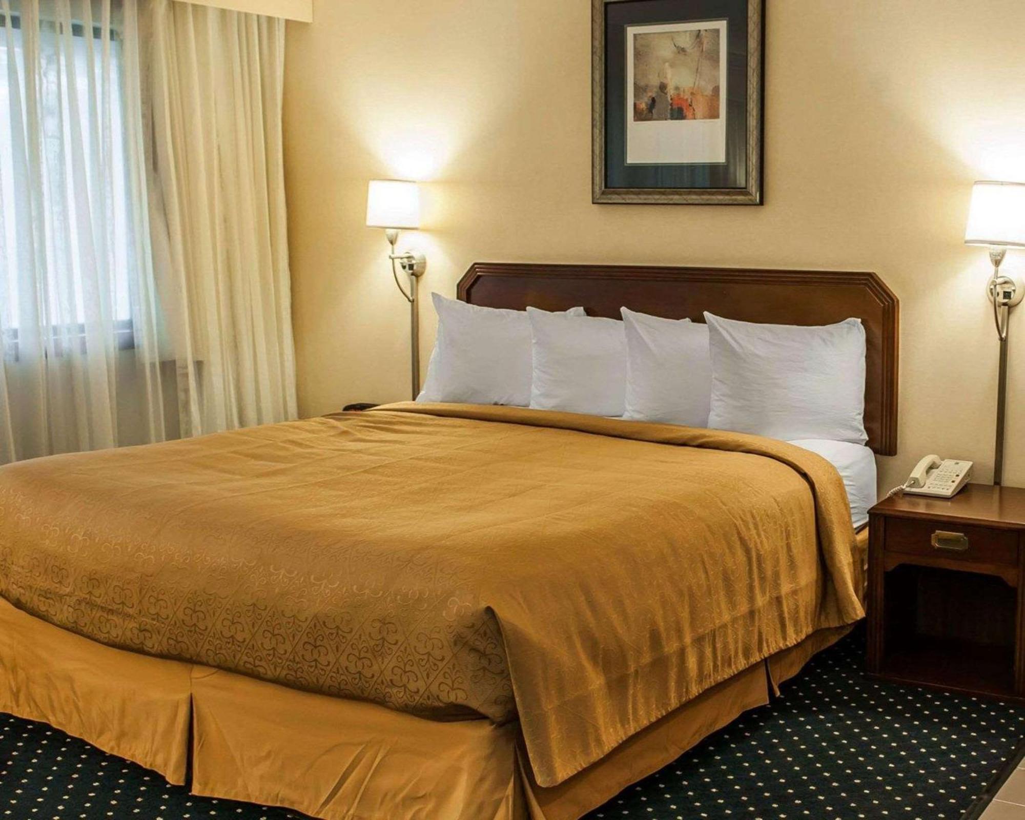 Quality Inn & Suites Гошен Екстериор снимка