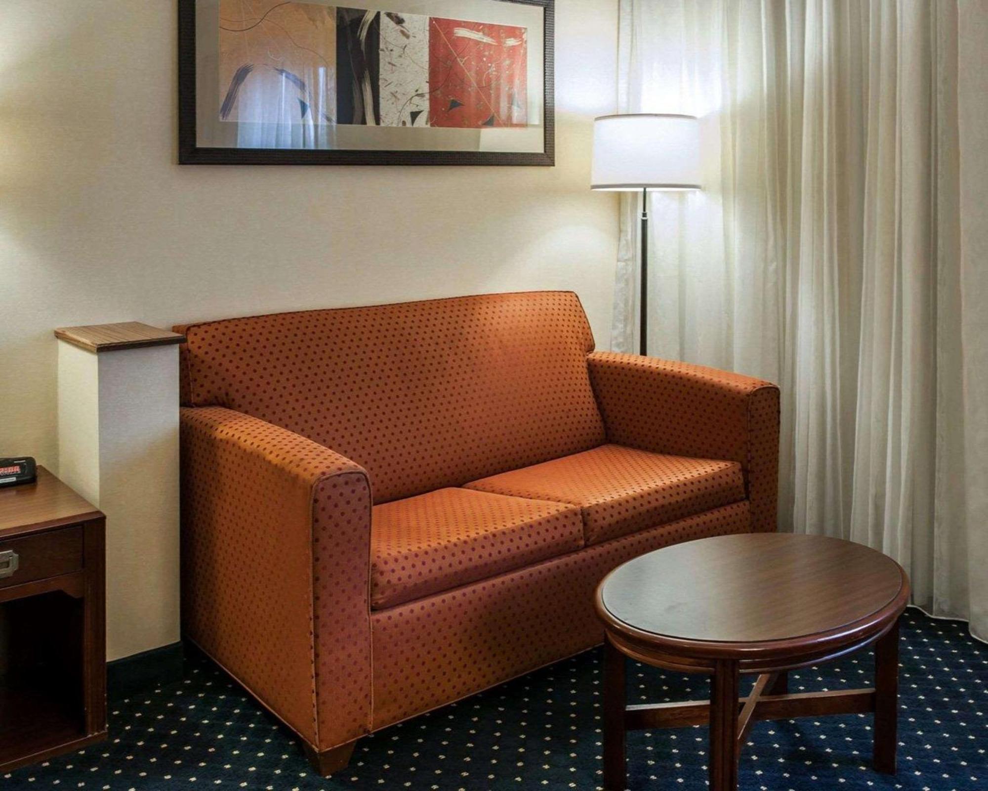 Quality Inn & Suites Гошен Екстериор снимка