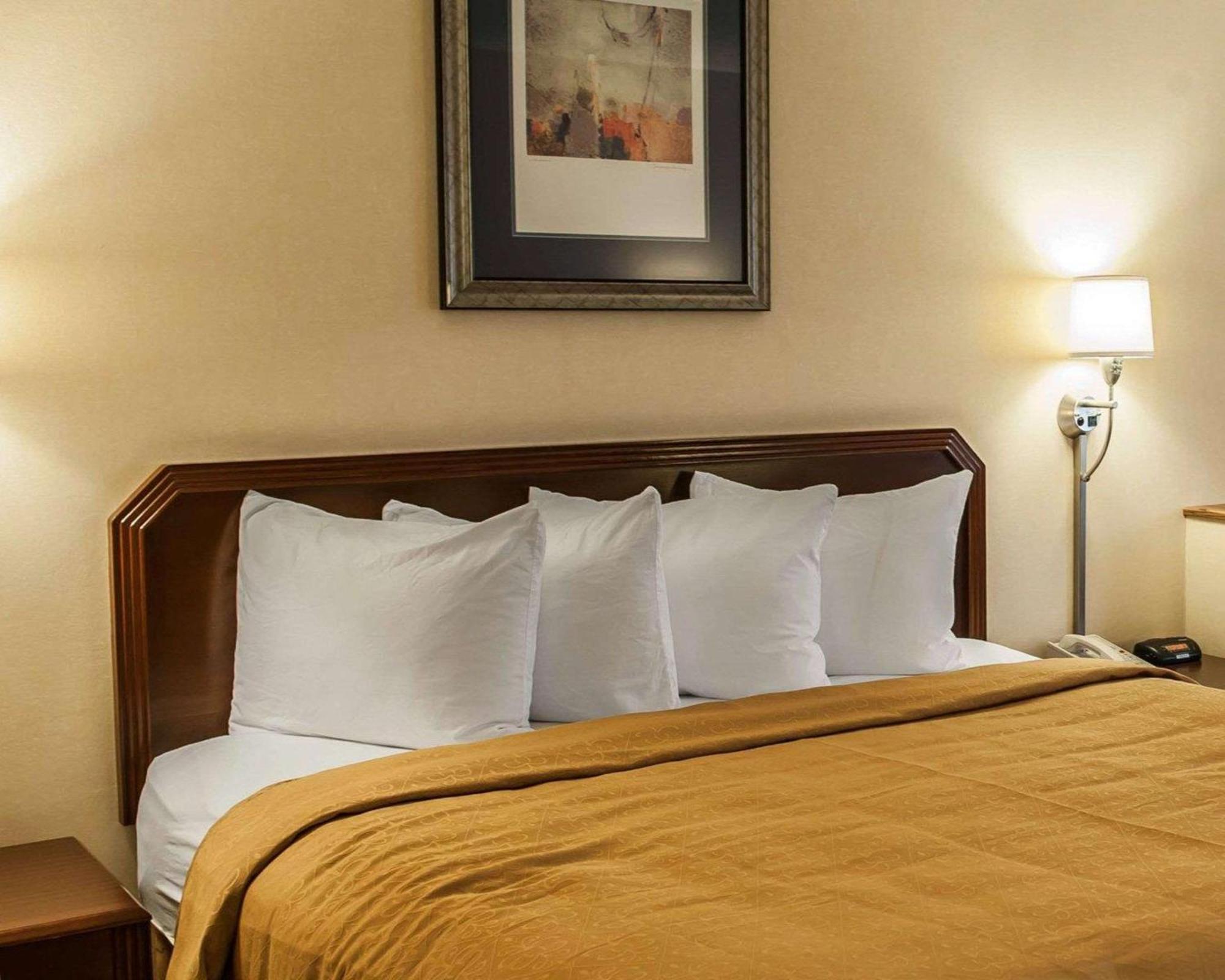 Quality Inn & Suites Гошен Екстериор снимка
