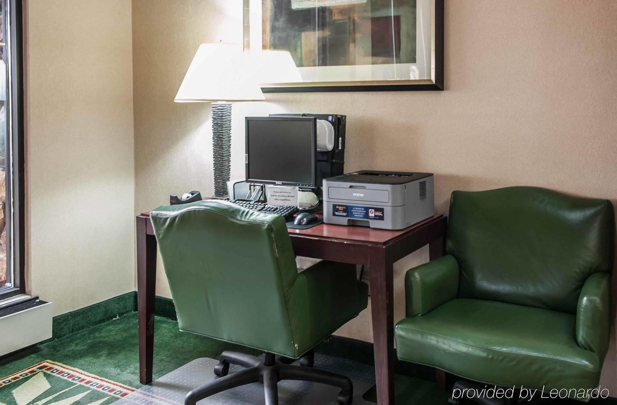Quality Inn & Suites Гошен Екстериор снимка